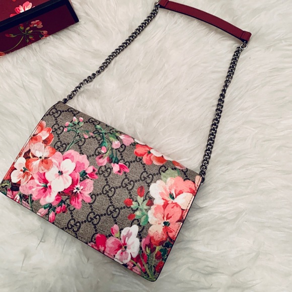 Gucci - Picture 3 of 8